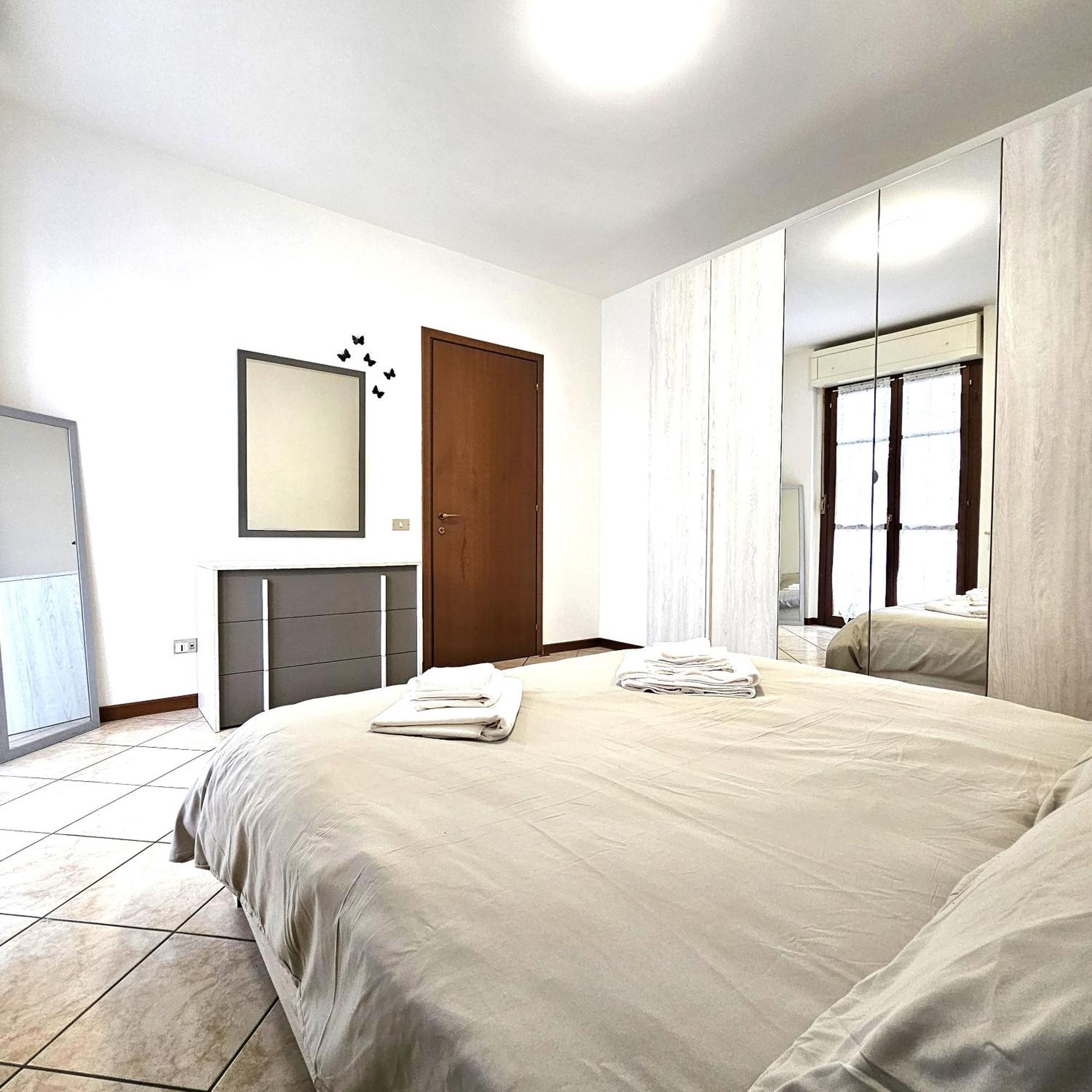 Appartamento Moderno Gallarate Kültér fotó